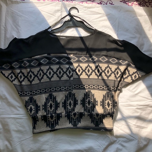 SOLD - PAPAYA Top - Picture 2 of 5